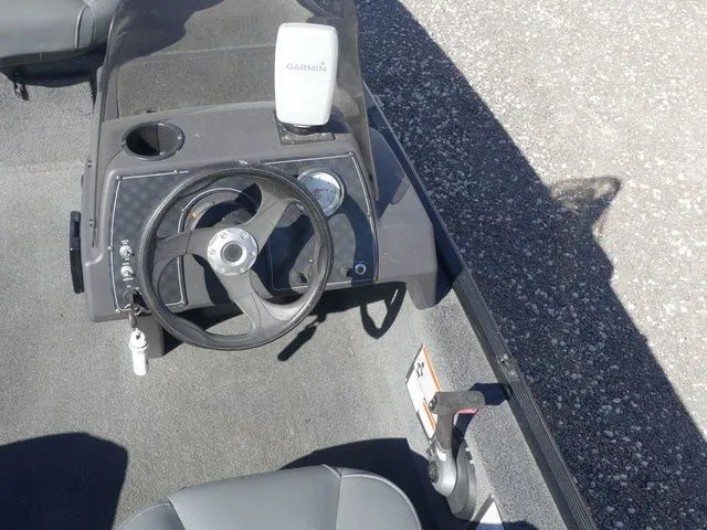 Slide: The Image of Tracker Bass Tracker Classic XL 2021 - 14