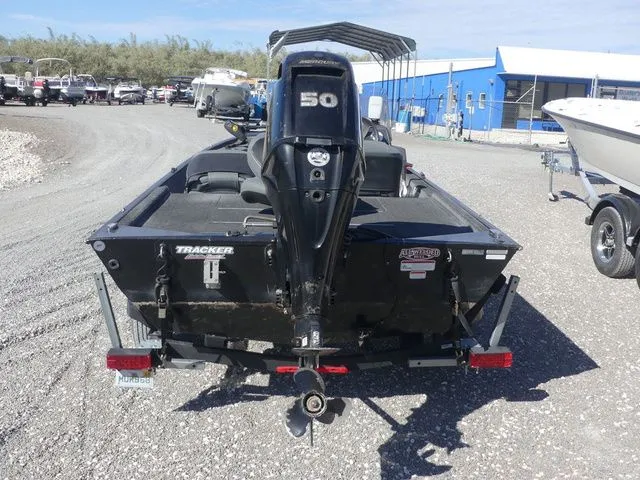 Slide: The Image of Tracker Bass Tracker Classic XL 2021 - 5