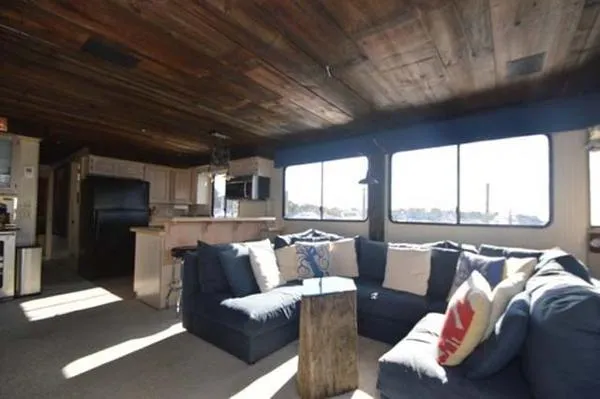 Slide: The Image of Sumerset Houseboat 1993 - 7