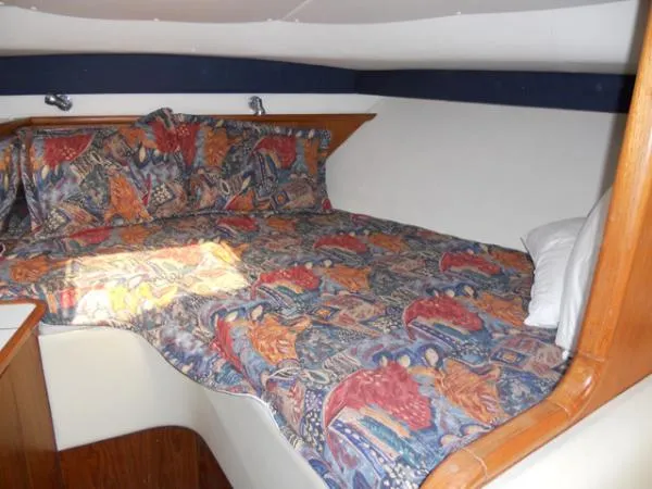 Slide: The Image of Pursuit Express Cruiser 1998 - 1