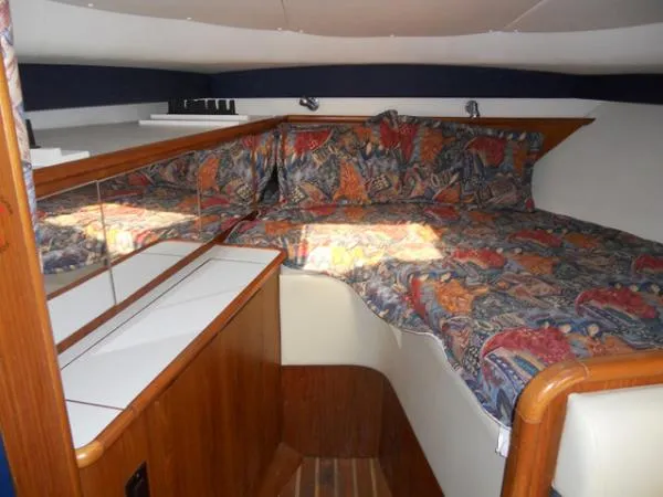 Slide: The Image of Pursuit Express Cruiser 1998 - 2