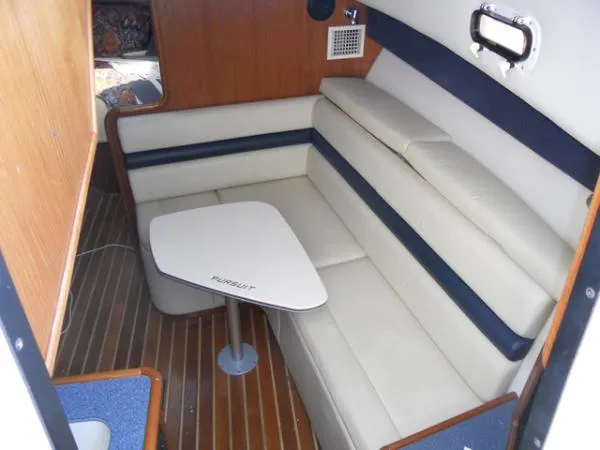 Slide: The Image of Pursuit Express Cruiser 1998 - 4