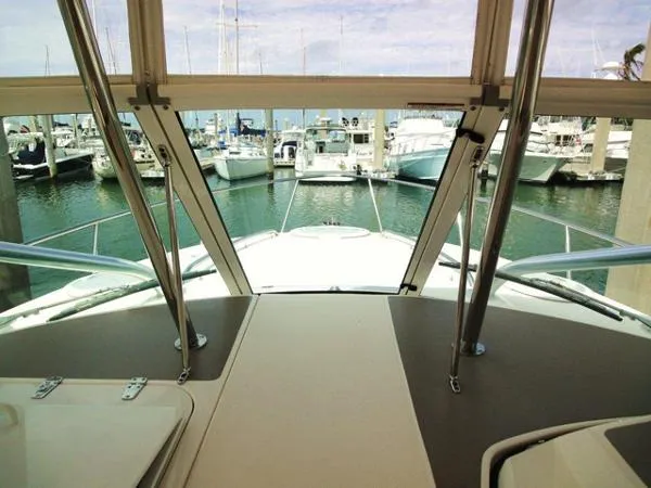 Slide: The Image of Wellcraft 340 Coastal 2009 - 9