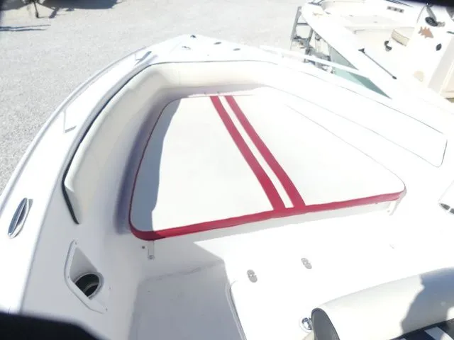 Slide: The Image of Glasstream 221 CC 2016 - 10