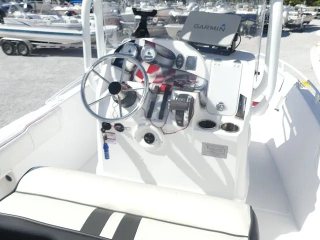 Slide: The Image of Glasstream 221 CC 2016 - 5