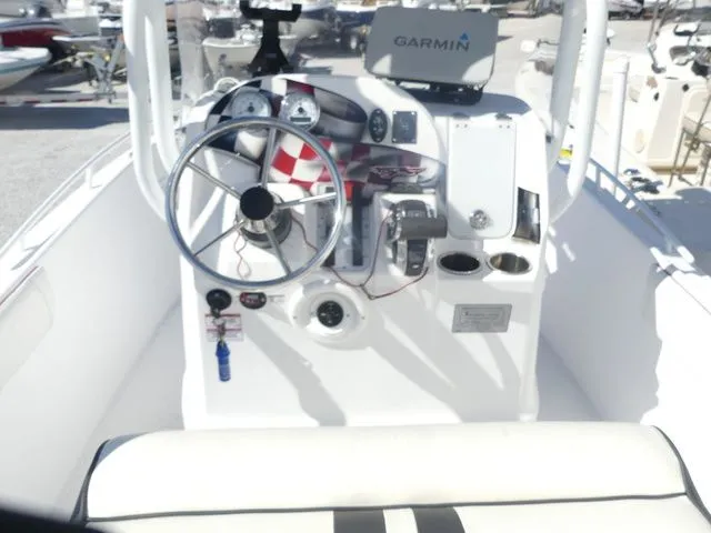 Slide: The Image of Glasstream 221 CC 2016 - 6