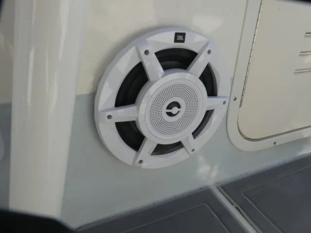 Slide: The Image of King Marine Cubera 250 2025 - 10