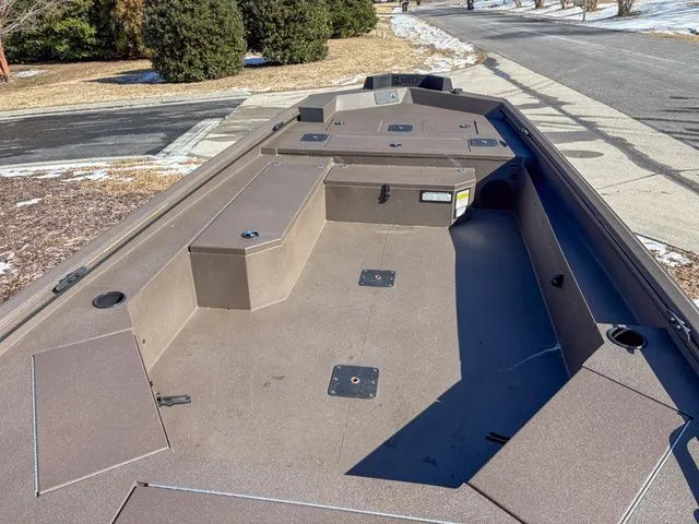 Slide: The Image of Avid 18 Commander 2026 - 14