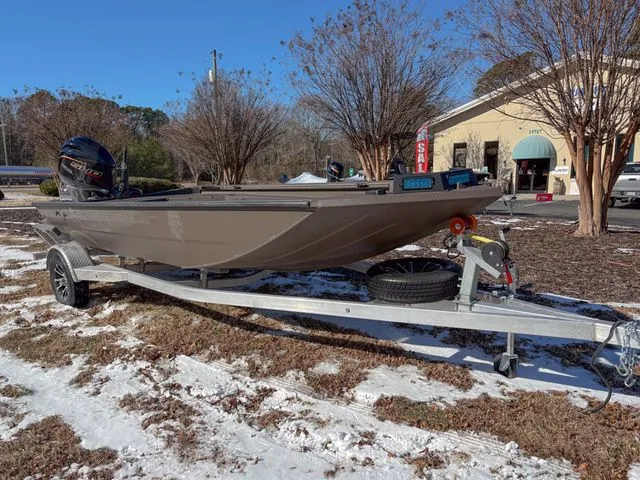 Slide: The Image of Avid 18 Commander 2026 - 16