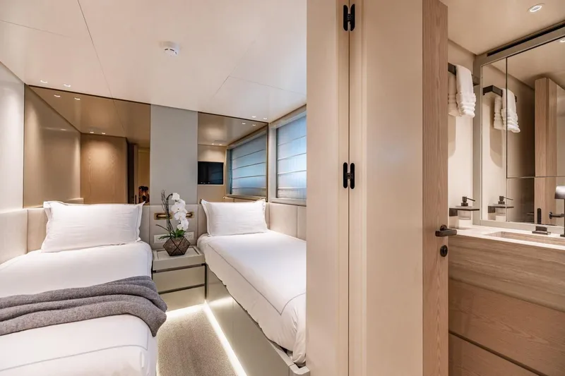 Slide: The Image of Luxurious twin bedroom and bathroom on 2022 Sanlorenzo SD96 yacht. - 31