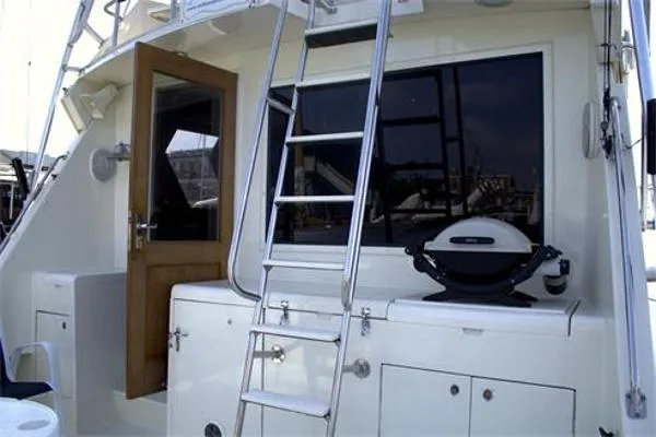 Slide: The Image of Hatteras 48 Convertible 1988 - 4
