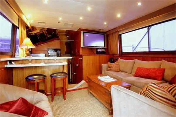 Slide: The Image of Hatteras 48 Convertible 1988 - 6