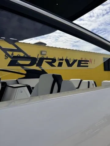 Slide: The Image of Yamaha 252SD 2026 - 10