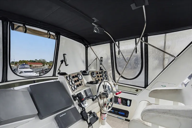 Slide: The Image of Carver Yachts 356 Aft Cabin Motor Yacht 2001 - 18