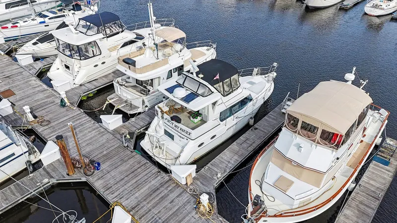 Slide: The Image of Carver Yachts 356 Aft Cabin Motor Yacht 2001 - 28