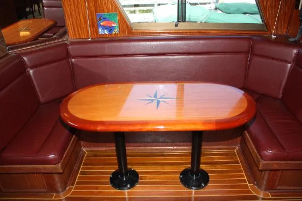 Slide: The Image of Hatteras Motor Yacht 1980 - 4