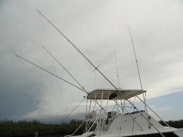 Slide: The Image of Hatteras Convertible 1975 - 4