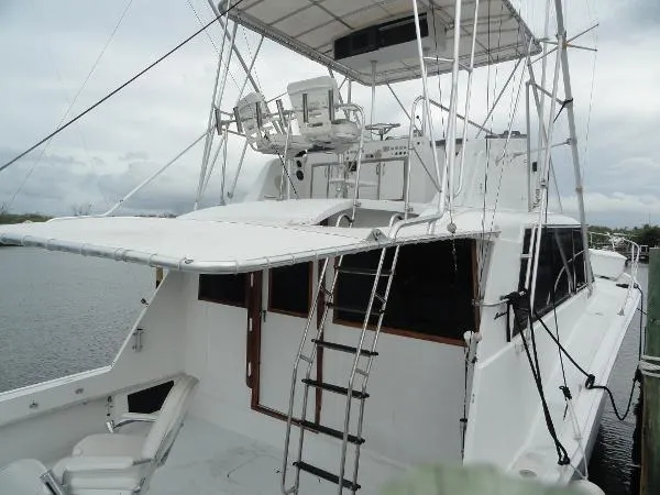 Slide: The Image of Hatteras Convertible 1975 - 5