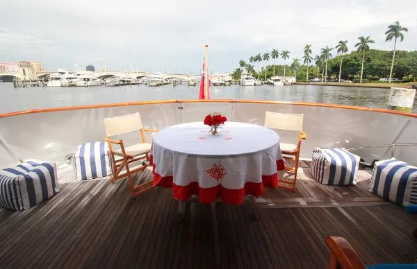 Slide: The Image of DENISON Raised Bridge Motor Yacht-1986/2010 1986 - 7