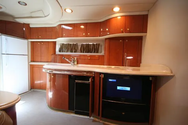 Slide: The Image of Sea Ray 540 Sundancer 1999 - 11