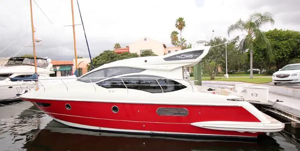 Slide: The Image of Azimut 40S 2012 - 1