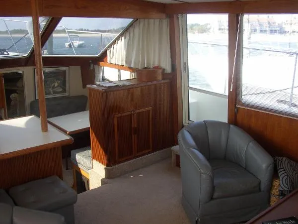 Slide: The Image of Tollycraft Motor Yacht 1990 - 10