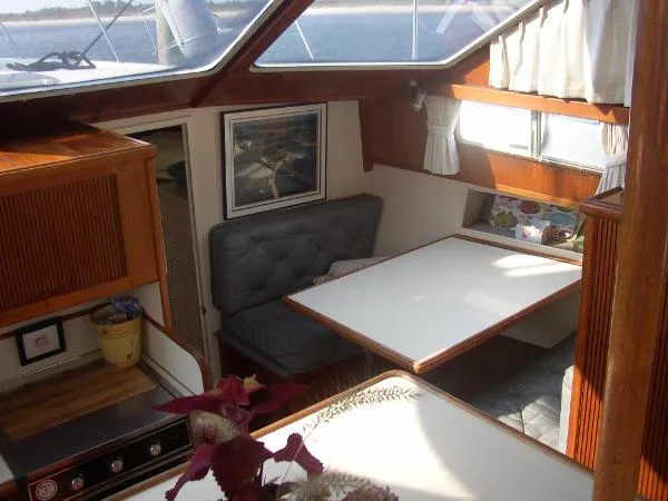 Slide: The Image of Tollycraft Motor Yacht 1990 - 8