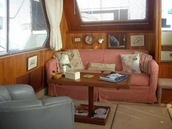 Slide: The Image of Tollycraft Motor Yacht 1990 - 9