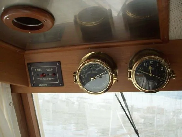 Slide: The Image of Grand Banks Sedan 1988 - 10