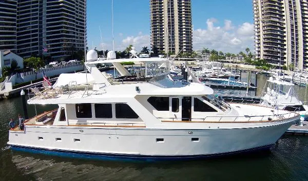 Slide: The Image of Offshore 72 Pilothouse 2006 - 1