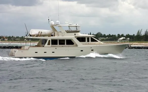 Slide: The Image of Offshore 72 Pilothouse 2006 - 2