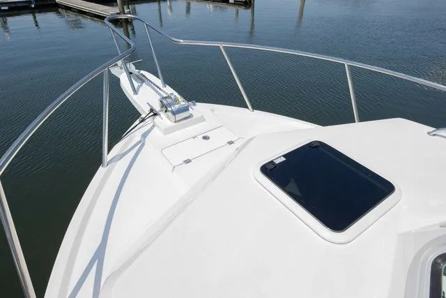 Slide: The Image of Parker Marine 287 Explorer 2026 - 10