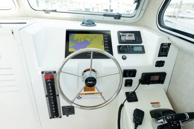 Slide: The Image of Parker Marine 287 Explorer 2026 - 23