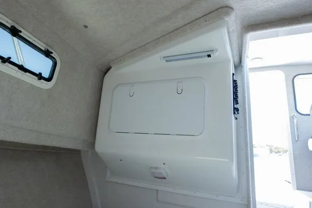 Slide: The Image of Parker Marine 287 Explorer 2026 - 29