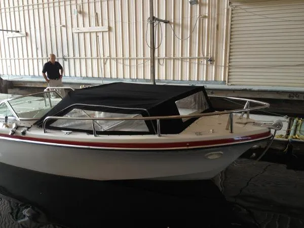Slide: The Image of Craig Craft 24' CUSTOM TENDER 1997 - 4