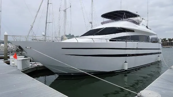 Slide: The Image of Azimut 65 Pininfarina 1993 - 0