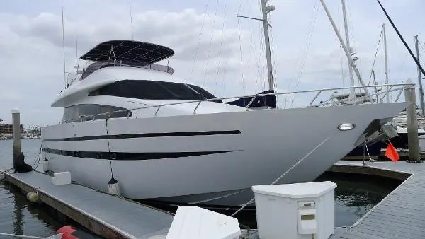 Slide: The Image of Azimut 65 Pininfarina 1993 - 1