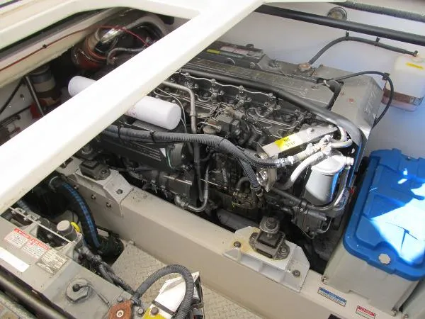 Slide: The Image of Boston Whaler 350 Defiance 2002 - 5