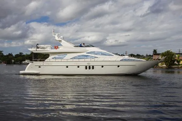 Slide: The Image of Azimut 80 Carat 2006 - 0