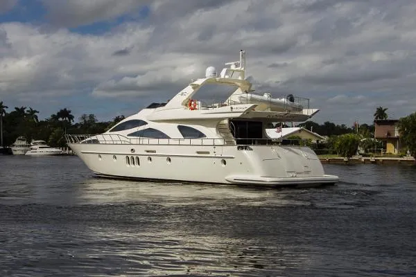 Slide: The Image of Azimut 80 Carat 2006 - 5