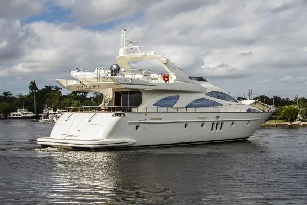 Slide: The Image of Azimut 80 Carat 2006 - 7