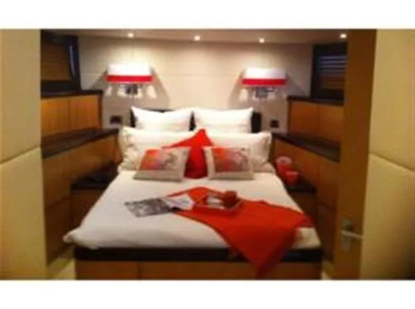 Slide: The Image of Eagle Motor Yacht 2009 - 8