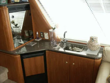 Slide: The Image of Bayliner 4788 Pilothouse 1999 - 7