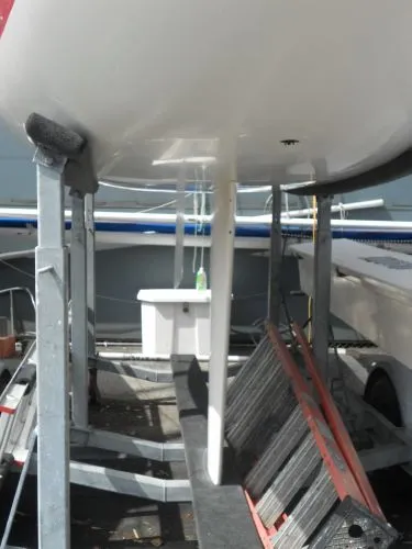 Slide: The Image of Martin Yachts M242 1987 - 3