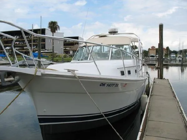 Slide: The Image of Mainship Pilot 2000 - 6