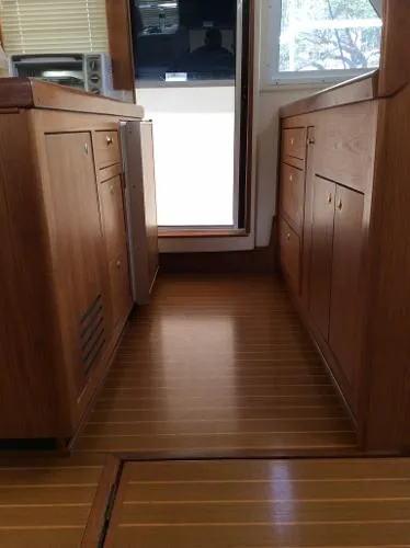 Slide: The Image of Mainship 430 Trawler Aft Cabin 1999 - 9