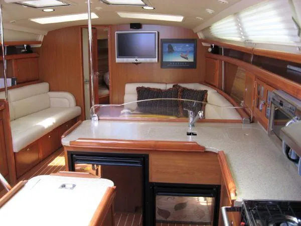 Slide: The Image of Hunter 49 2008 - 3