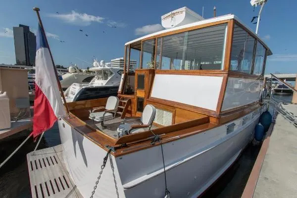Slide: The Image of Trumpy Cruiser 1956 - 7