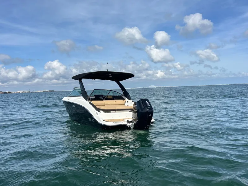 Slide: The Image of Sea Ray SLX 260 Outboard 2026 - 6
