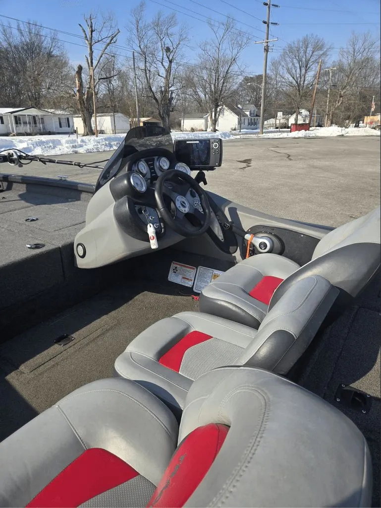 Slide: The Image of Bass Tracker Pro Team 2014 - 4